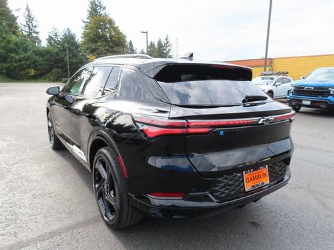 Certified 2024 Chevrolet Equinox EV RS image 5