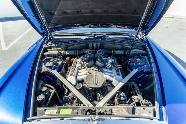 Used 2010 Rolls-Royce Phantom Drophead Coupe RWD image 24