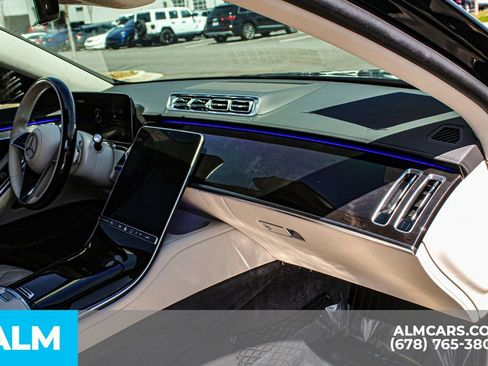 Used 2024 Mercedes-Benz S 580 4MATIC Sedan image 20