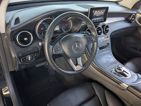 Used 2019 Mercedes-Benz GLC 300 image 10