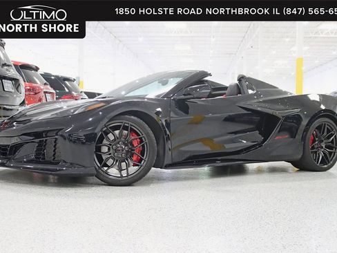 Used 2023 Chevrolet Corvette Z06 w/ Stealth Interior Trim Package RWD image 1