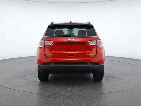 Used 2025 Jeep Compass Limited AWD/4WD image 7