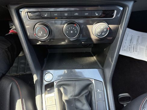 Used 2024 Volkswagen Tiguan Wolfsburg Edition image 11