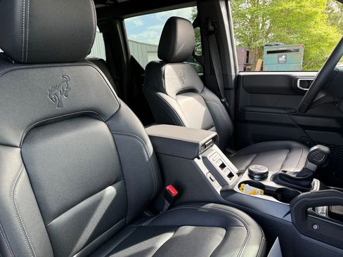 New 2026 Ford Bronco Badlands AWD/4WD image 18