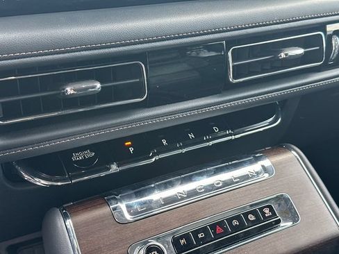 New 2025 Lincoln Aviator Reserve w/ Luxury Package RWD image 27