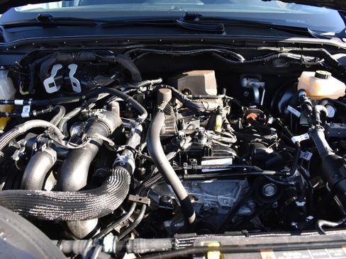 Used 2024 Ford Ranger XLT w/ FX4 Off-Road Package image 32