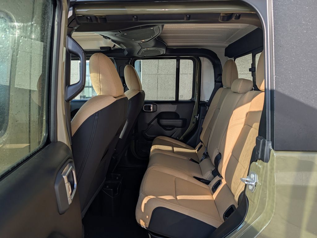 New 2026 Jeep Gladiator Willys AWD/4WD image 7