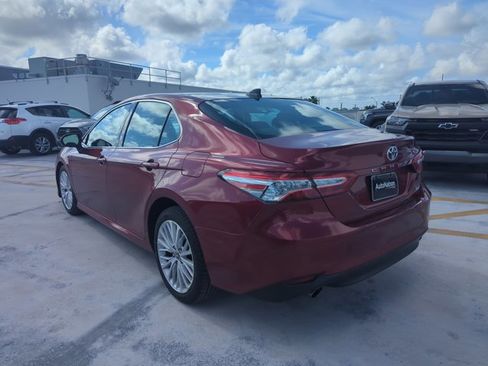 Used 2020 Toyota Camry XLE w/ Driver Assist Package image 7