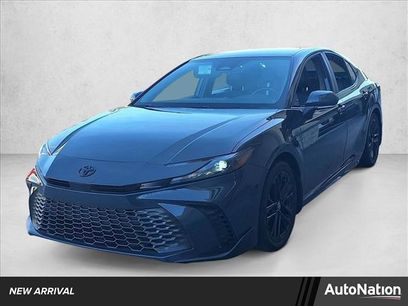 Used 2025 Toyota Camry SE w/ Multimedia Upgrade Package