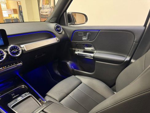 Certified 2025 Mercedes-Benz GLB 250 image 10
