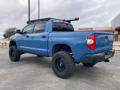 Used 2019 Toyota Tundra SR5 w/ SR5 Upgrade Package image 7