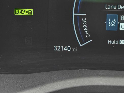 Certified 2025 Toyota Camry SE FWD image 28