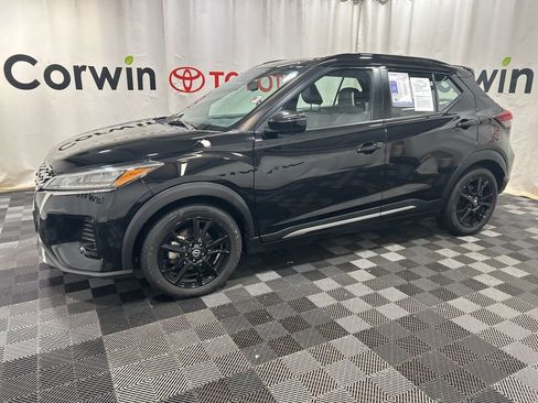 Used 2021 Nissan Kicks SR image 4