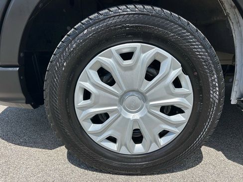 Used 2023 Ford Transit 250 Low Roof w/ Exterior Upgrade Package image 28