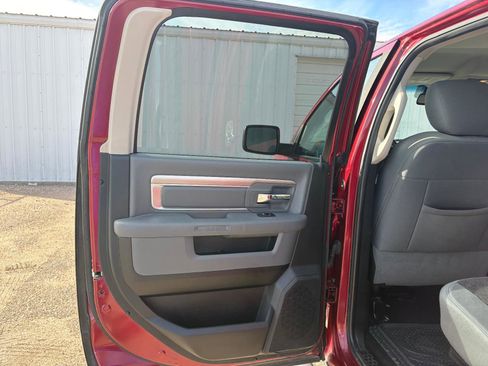 Used 2014 RAM 1500 Big Horn image 25