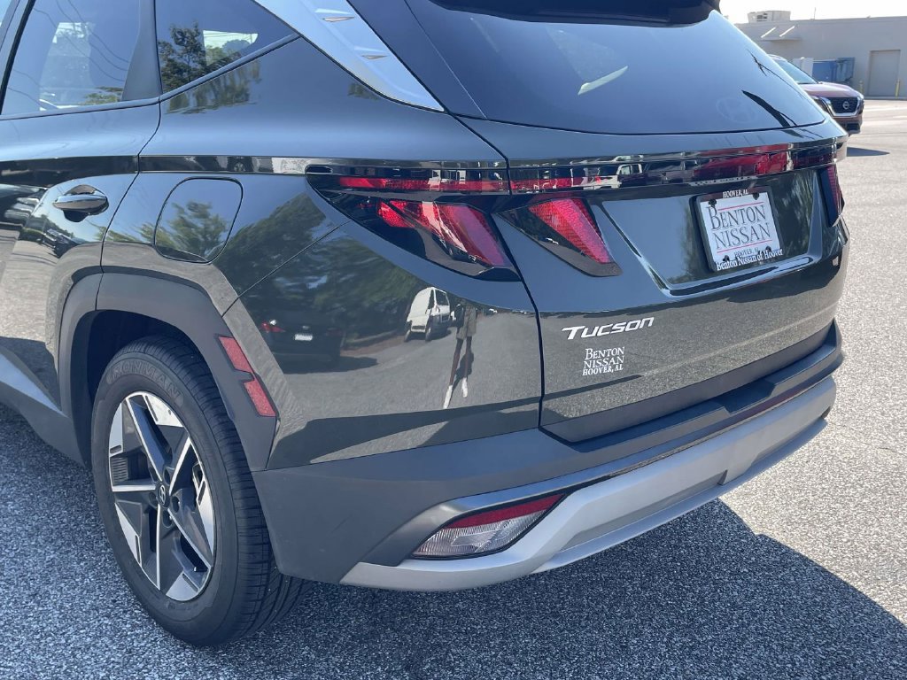 Used 2025 Hyundai Tucson SEL FWD image 12