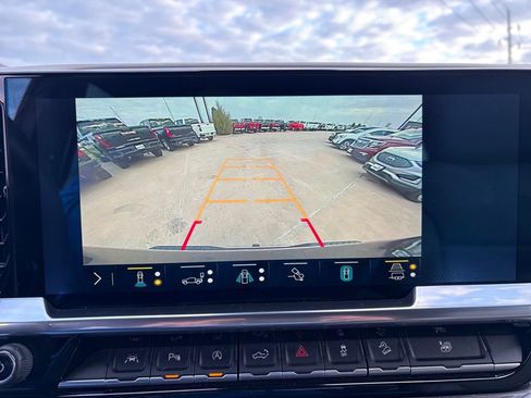 Used 2023 Chevrolet Silverado 1500 LTZ w/ LTZ Premium Package image 22