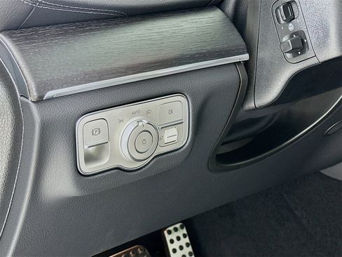 New 2026 Mercedes-Benz GLS 450 GLS 450 image 11