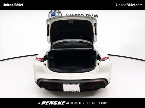 Used 2022 Porsche Taycan image 14