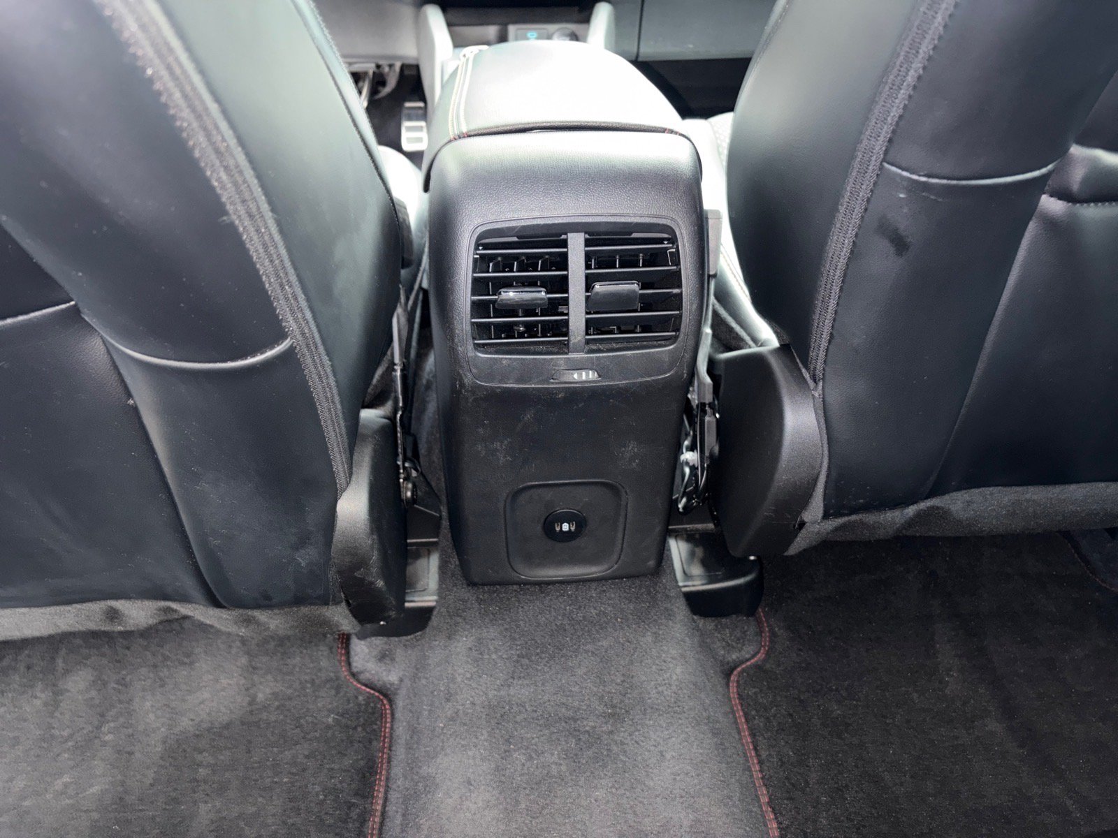 Used 2023 Ford Escape ST-Line w/ Tech Pack #1 AWD/4WD image 12