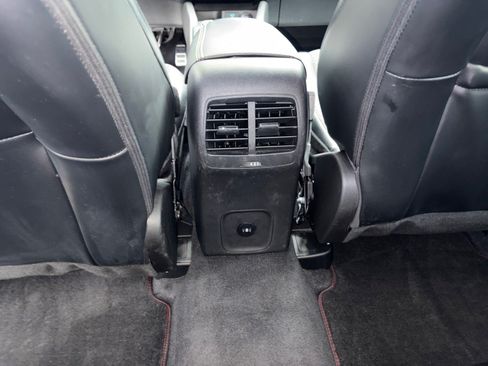Used 2023 Ford Escape ST-Line w/ Tech Pack #1 AWD/4WD image 12