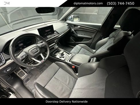 Used 2022 Audi SQ5 Premium Plus w/ Premium Plus Package image 25