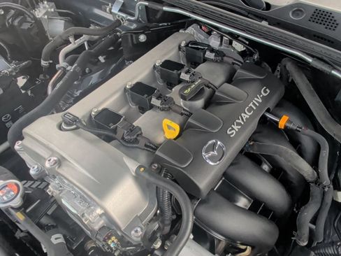 Used 2021 MAZDA MX-5 Miata RF Grand Touring RWD image 20