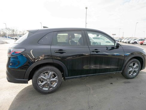 New 2026 Honda HR-V LX image 6