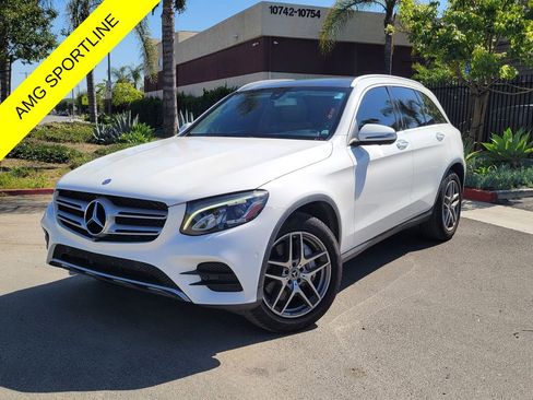 Used 2017 Mercedes-Benz GLC 300 4MATIC image 1