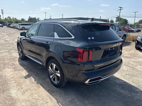 Used 2023 Kia Sorento EX AWD/4WD image 2