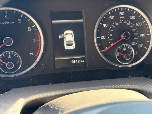 Used 2023 Kia K5 GT-Line FWD image 9