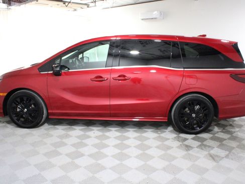 Used 2025 Honda Odyssey Sport-L image 33