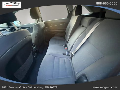 Used 2020 Kia Sorento FWD V6 image 22