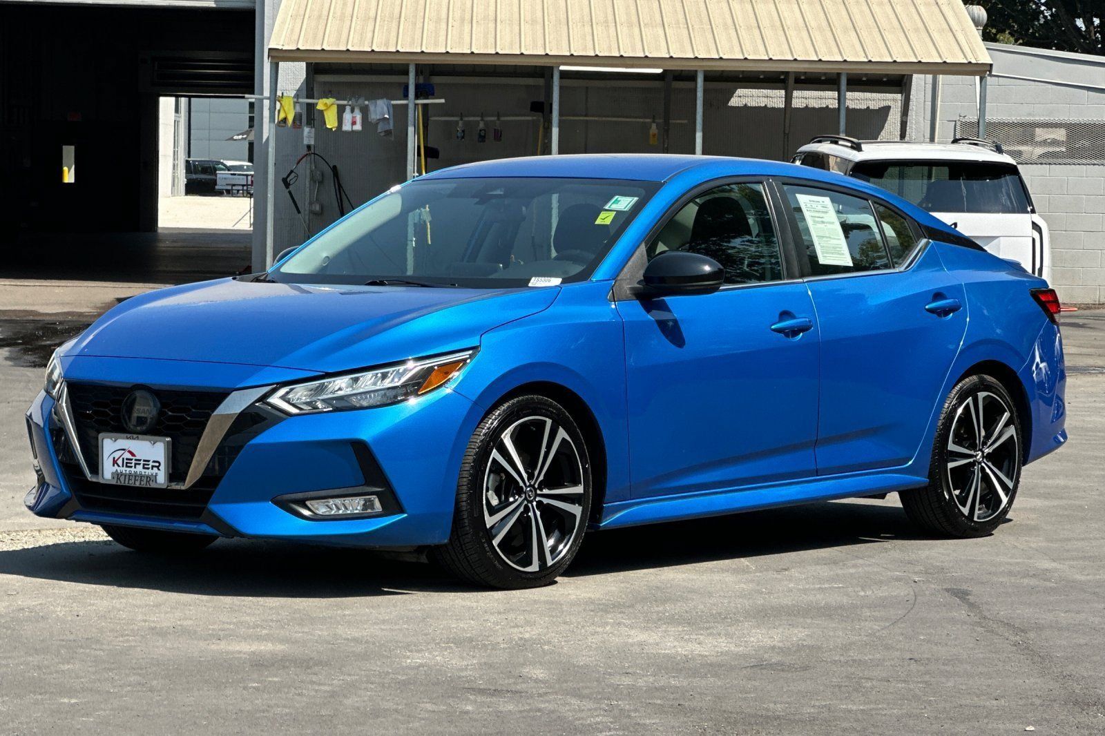 Used 2022 Nissan Sentra SR FWD image 8