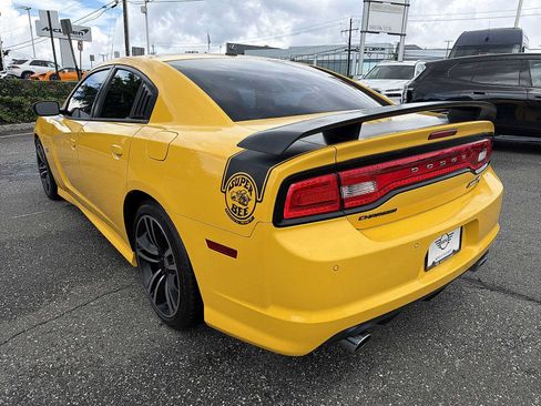 Used 2012 Dodge Charger SRT8 Super Bee w/ Driver Convenience Group II RWD image 12