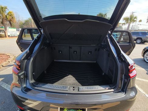 Used 2017 Porsche Macan GTS w/ Premium Package Plus image 43