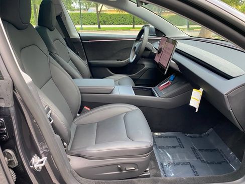 Used 2026 Tesla Model 3 AWD/4WD image 18