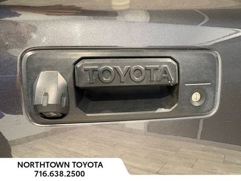 Used 2016 Toyota Tundra SR5 w/ SR5 Upgrade Package image 41