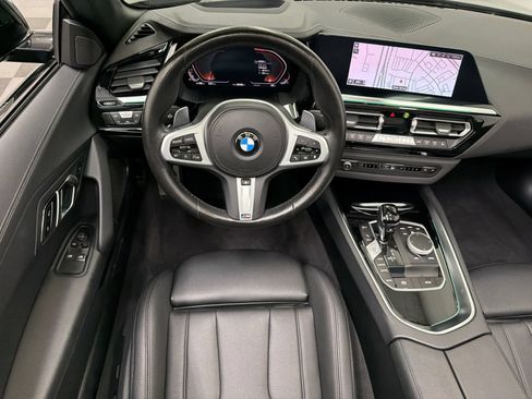 Used 2025 BMW Z4 sDrive30i RWD image 19