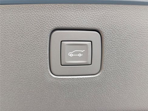 New 2026 Buick Envista Sport Touring FWD image 11