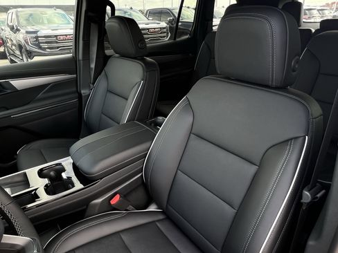 New 2026 Buick Enclave Preferred w/ Power Package image 21