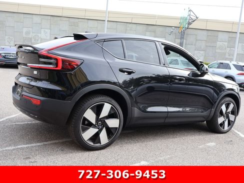 Used 2023 Volvo C40 P8 Recharge Ultimate image 10