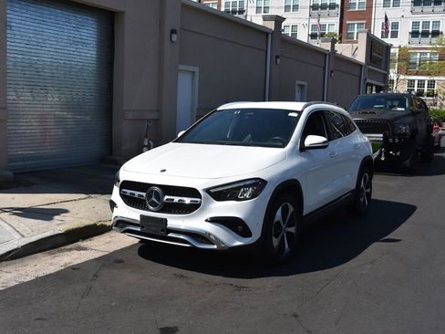Used 2025 Mercedes-Benz GLA 250 image 3