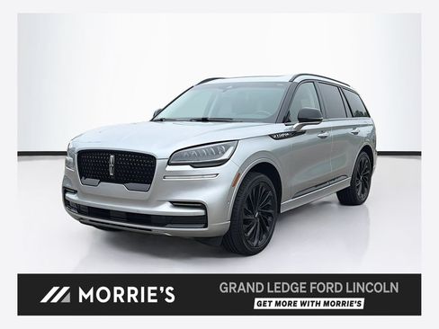 Used 2024 Lincoln Aviator Reserve w/ Jet Package AWD/4WD image 1