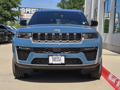 New 2026 Jeep Grand Cherokee L Limited RWD image 4