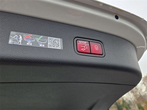 New 2026 Mercedes-Benz GLC 43 AMG 4MATIC image 29