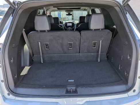 Used 2022 Chevrolet Traverse Premier AWD/4WD image 29