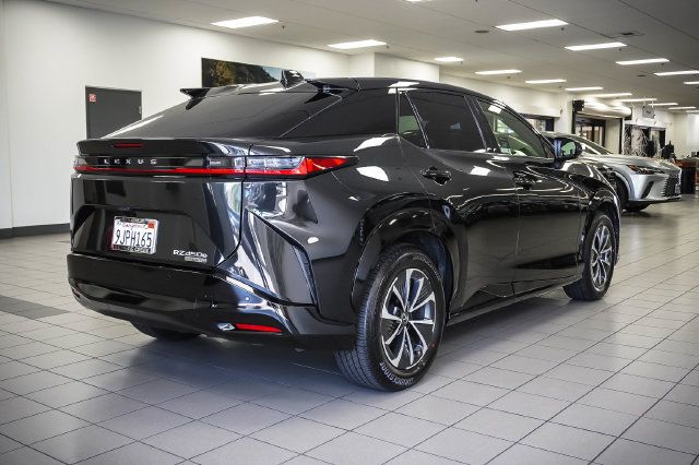Certified 2023 Lexus RZ 450e Premium w/ Accessory Package (2T) AWD/4WD image 6