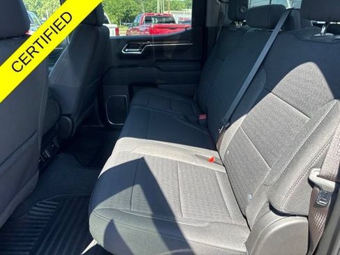 Used 2023 Chevrolet Silverado 1500 LT AWD/4WD image 19