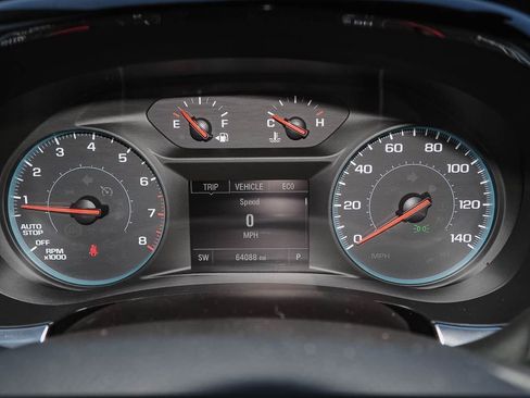 Used 2021 Chevrolet Traverse LS image 18